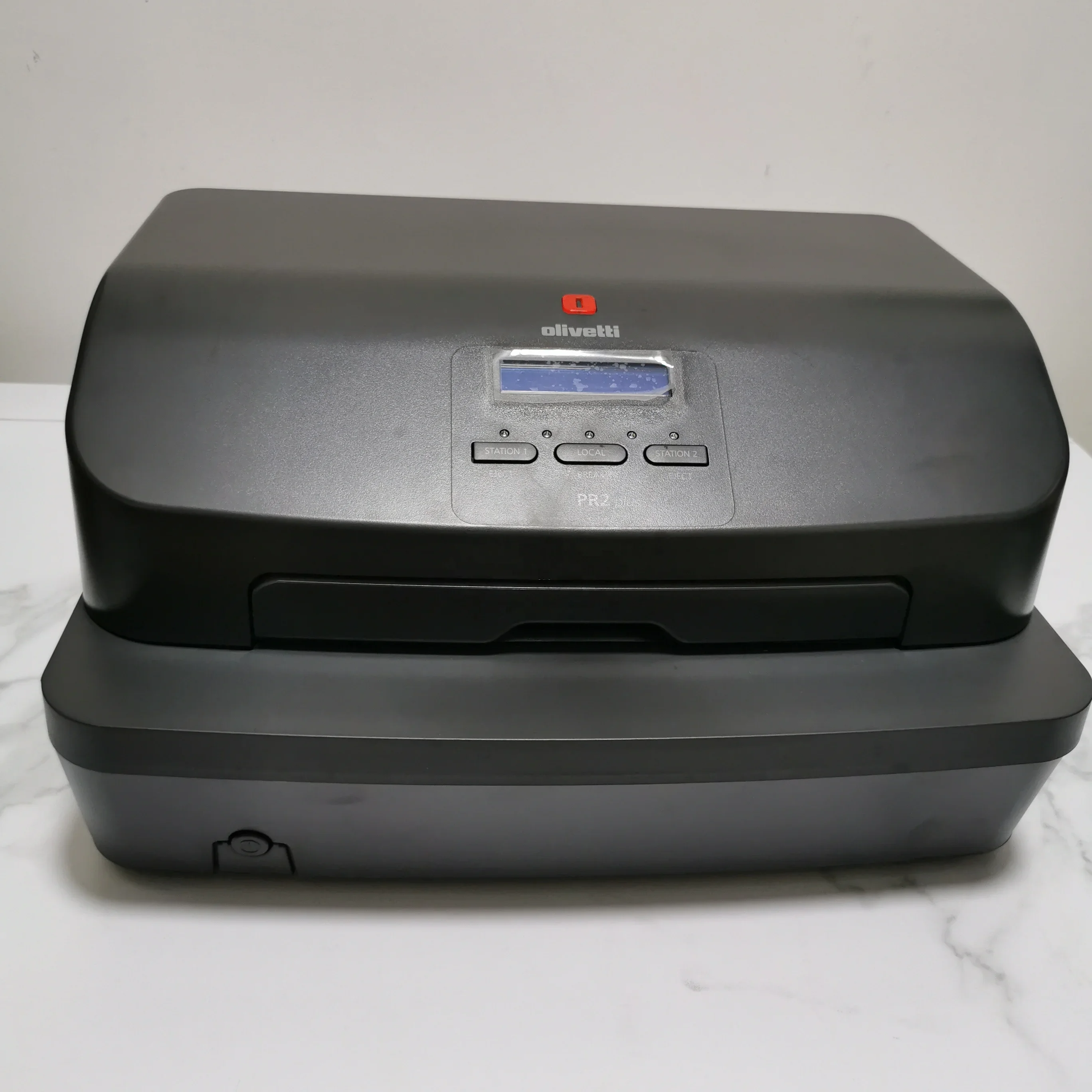 Commercial Document Printing - طابعة أوليفيتي PR2plus السوداء ذات الشاشة